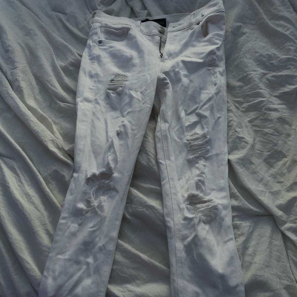 white skinny jeans